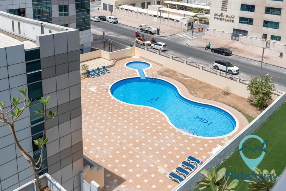 Bright Spacious l 1BR Dubai Marina l 1MIN to Metro Apartment in Dubai