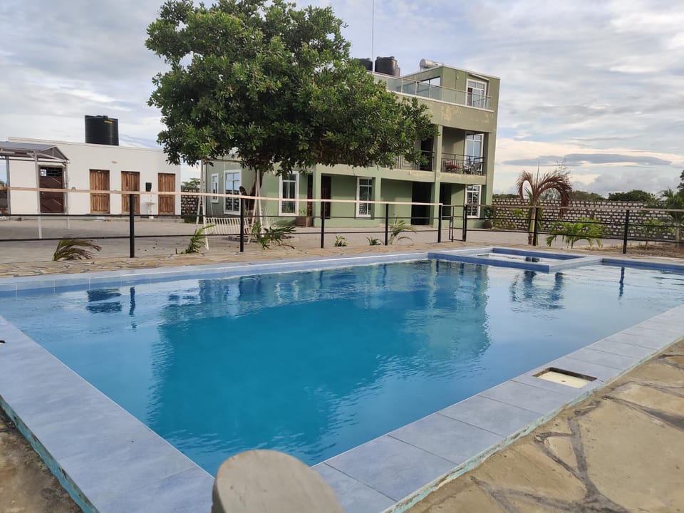 M&K Brown Apartment in Malindi