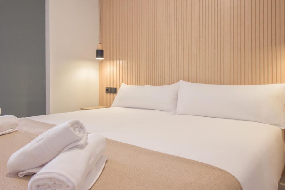 RentalSevilla Luz Arriero Apartment in Seville