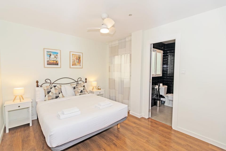 GuestReady - Your Sunny Valencia Basecamp Apartment in Valencia