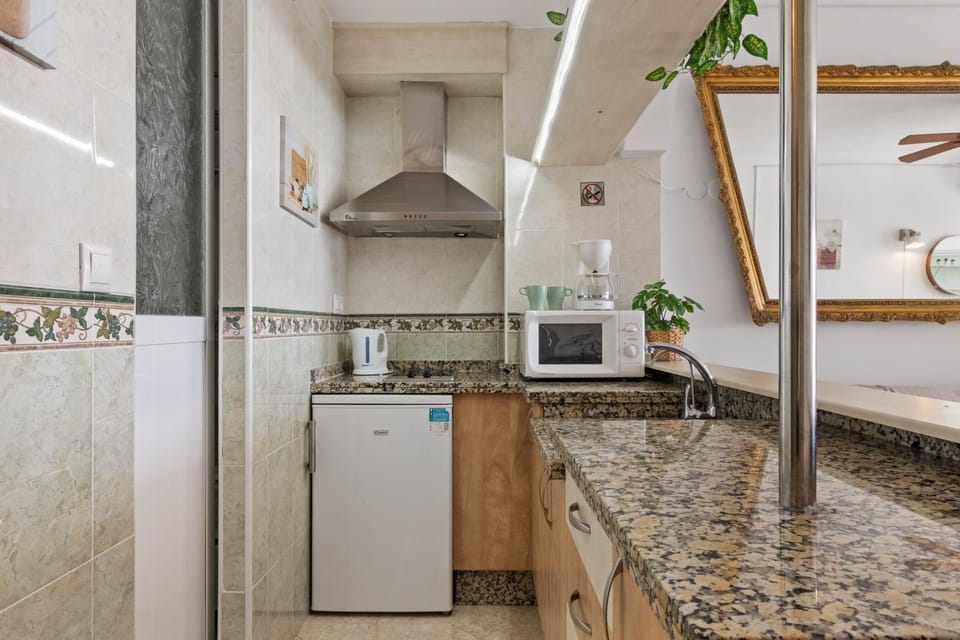 Carihuela Palace 414 By IVI Real Estate Apartment in Torremolinos