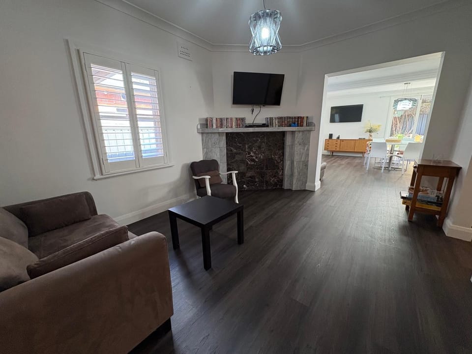 Communal lounge/ TV room, TV and multimedia, Evening entertainment