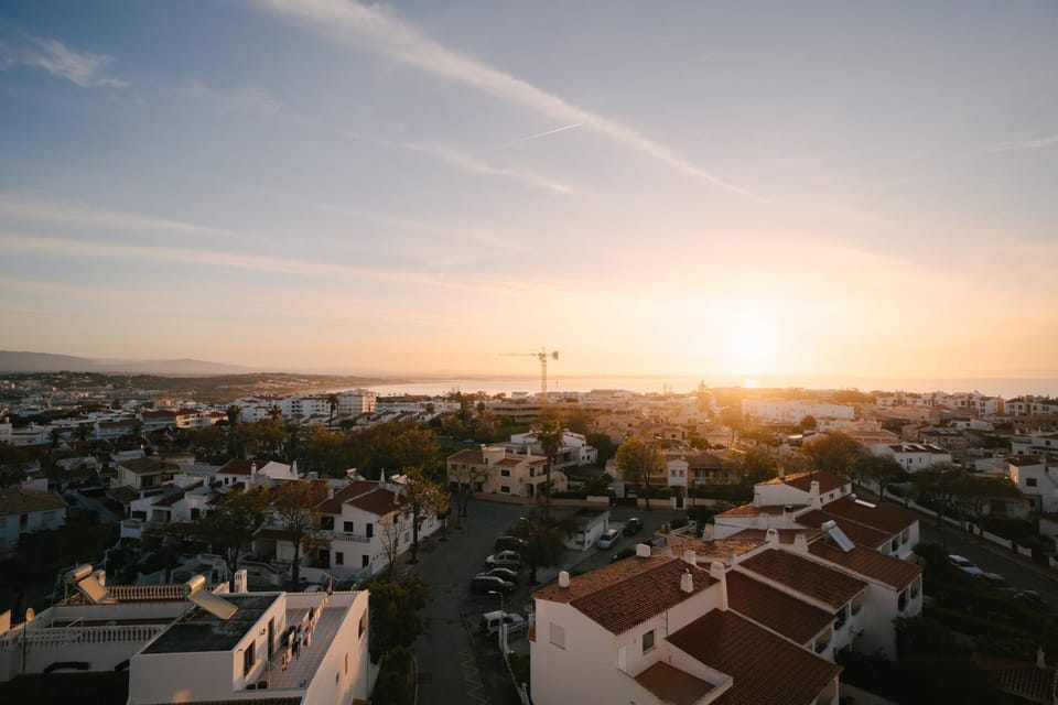 City view, Sea view