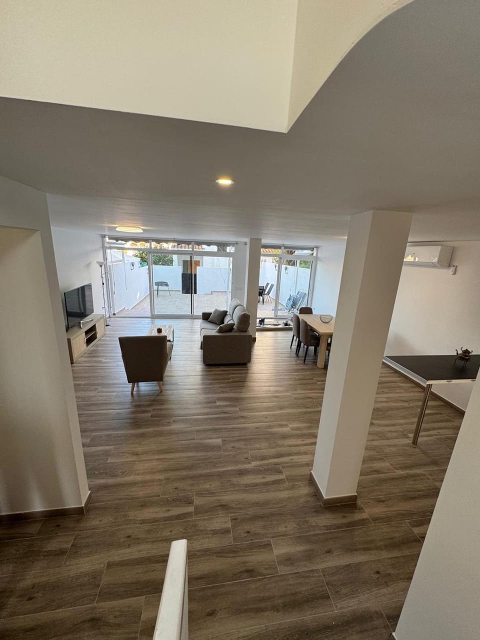 Kitchen or kitchenette, Living room