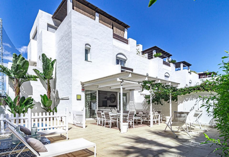 Patio, Garden, Garden view