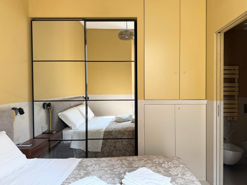 Bed, Bedroom, wardrobe