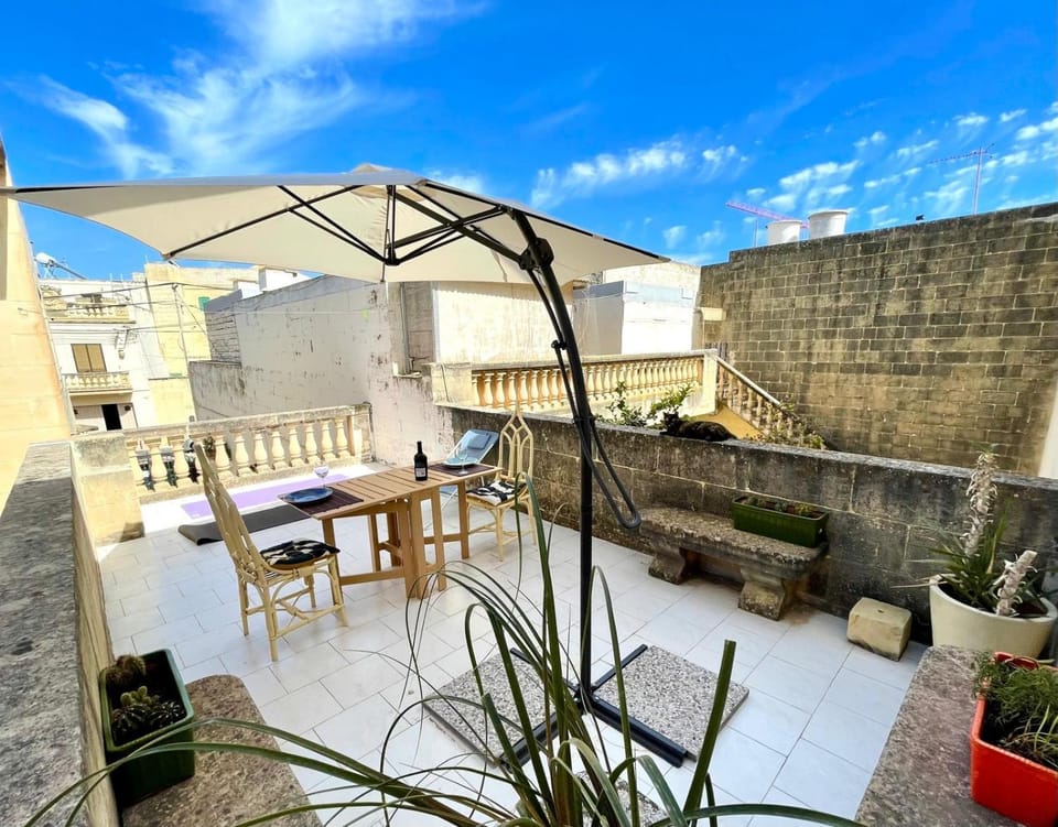 Garden, Balcony/Terrace