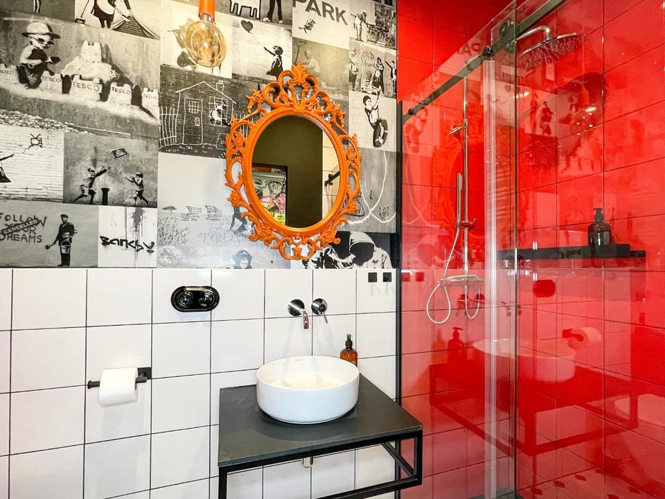 Shower, Bathroom