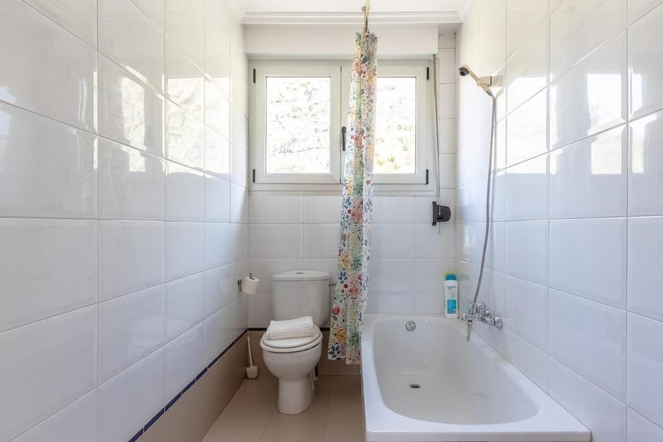 Bathroom, Bath