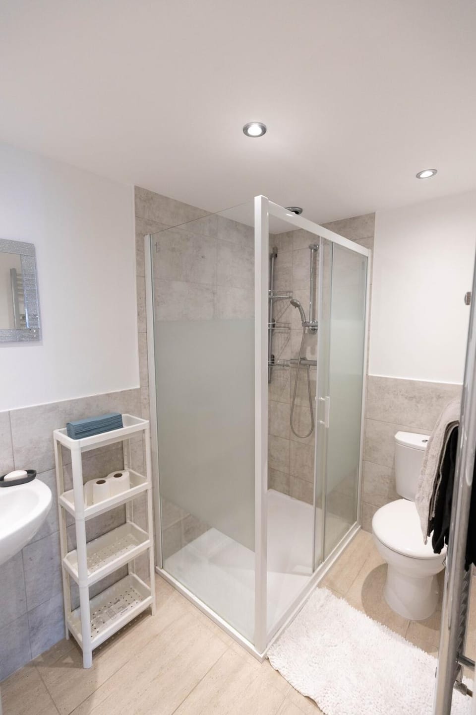 Brandon Apartment in Town Centre with parking Apartment in Brandon