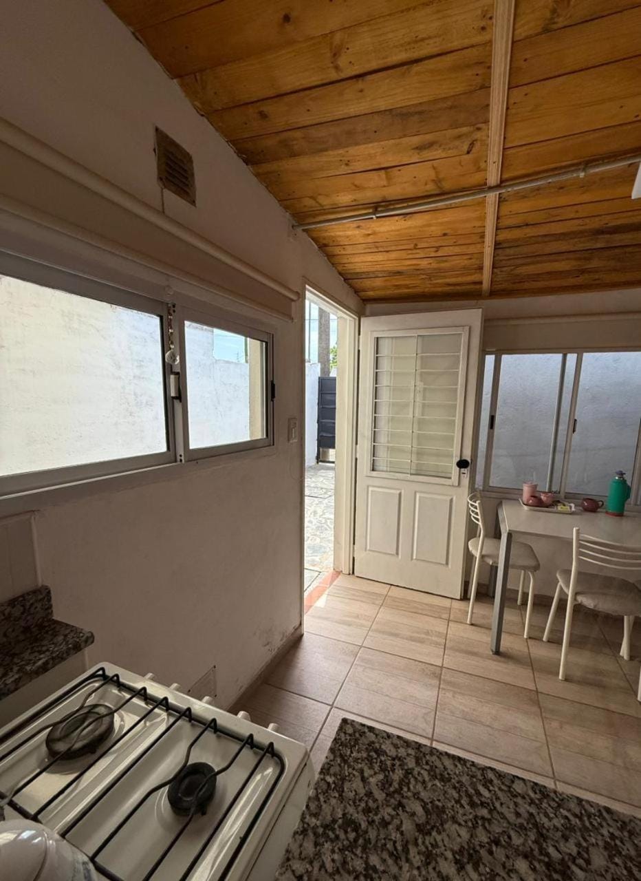 Kitchen or kitchenette, Dining area, stove