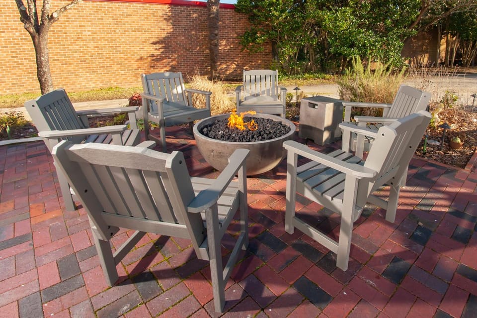 Patio, Seating area, On site, fireplace