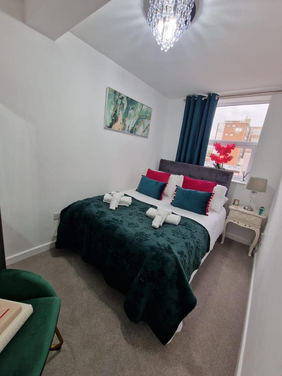 Luxurious 2 - Bedroom Apartment Apartment in Watford