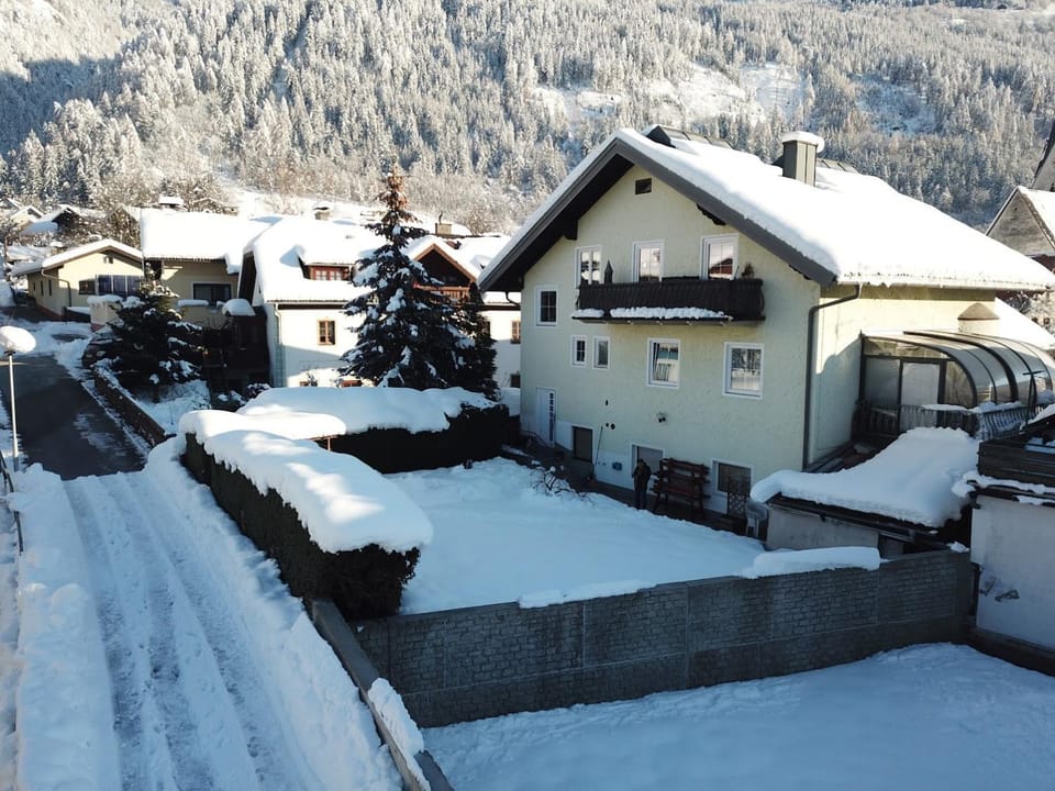 Property building, Winter