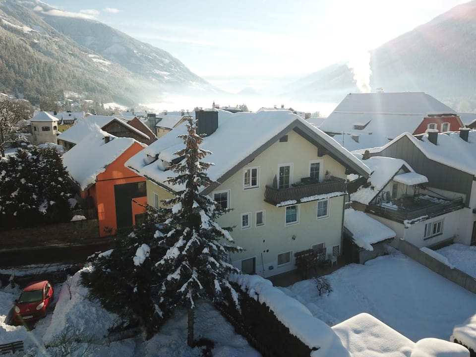 Property building, Winter