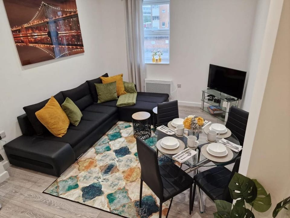 Peaceful 1- Bedroom Apartment Apartment in Watford