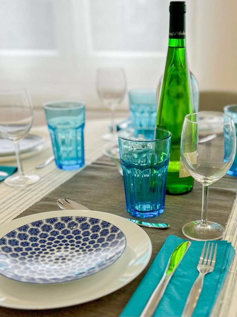 Food and drinks, Dining area, Food, Drinks