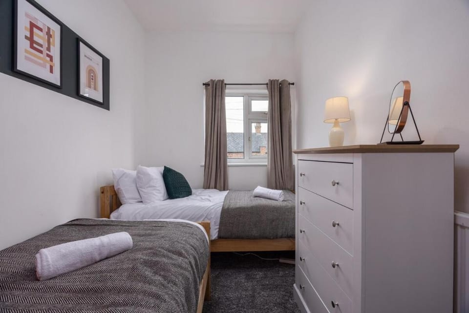 Cosy 2BR Home in Darlington Near Hospital House in Darlington