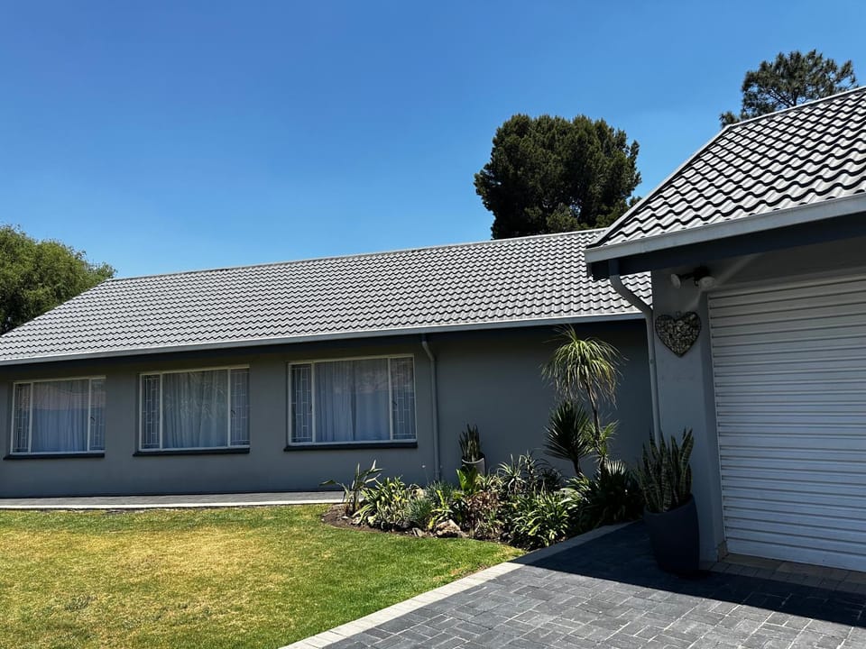 Property building, Garden view