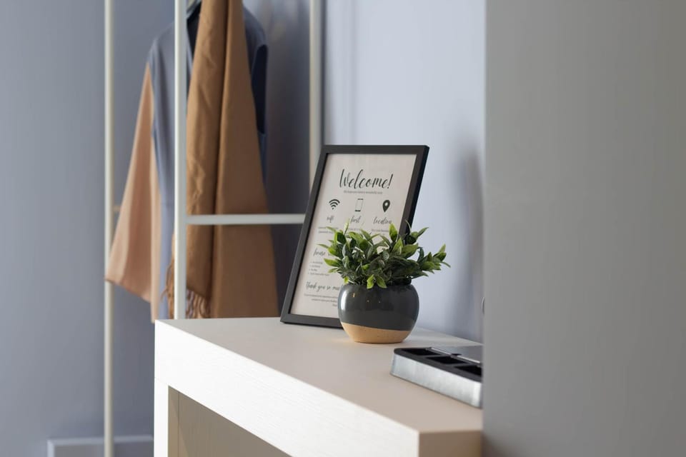 Bedroom, wardrobe