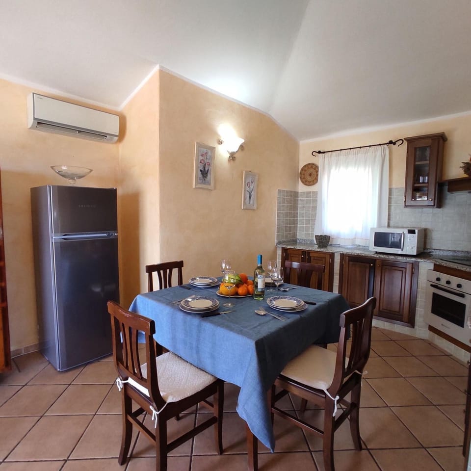 Spring, Summer, Kitchen or kitchenette, Autumn