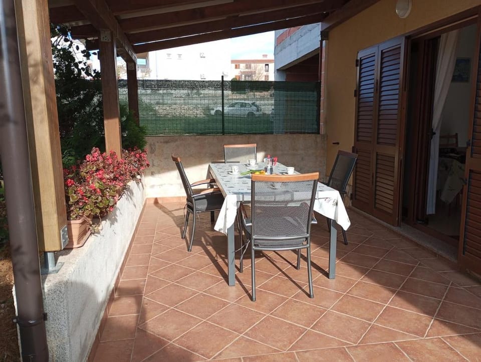 Day, Balcony/Terrace, Seating area
