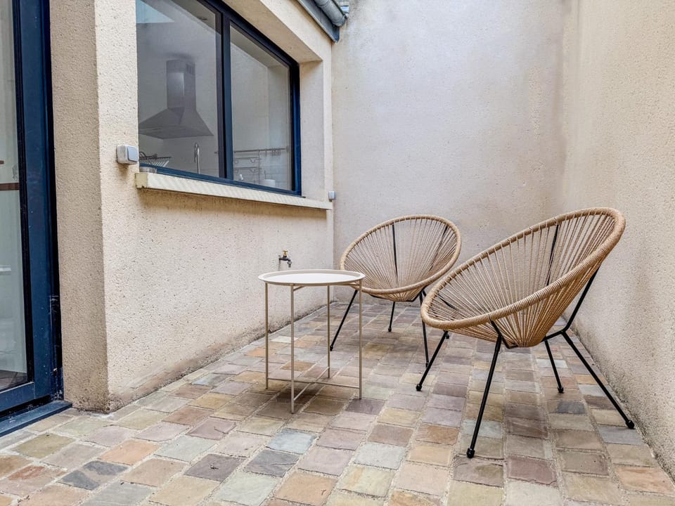 Appart avec terrasse, vue & parking - hyper centre Apartment in Chartres
