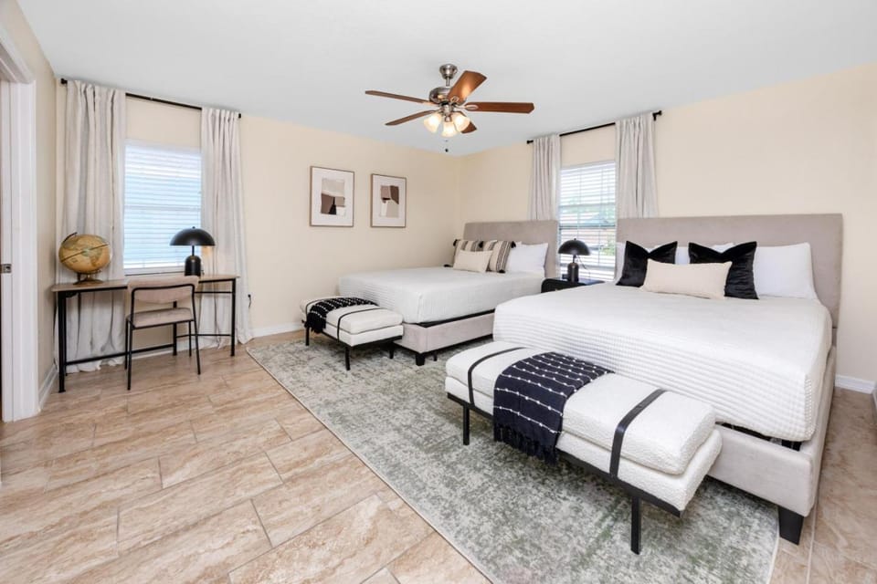 Safari Breeze - Gorgeous Home by Busch Gardens and Adventure Island House in Tampa