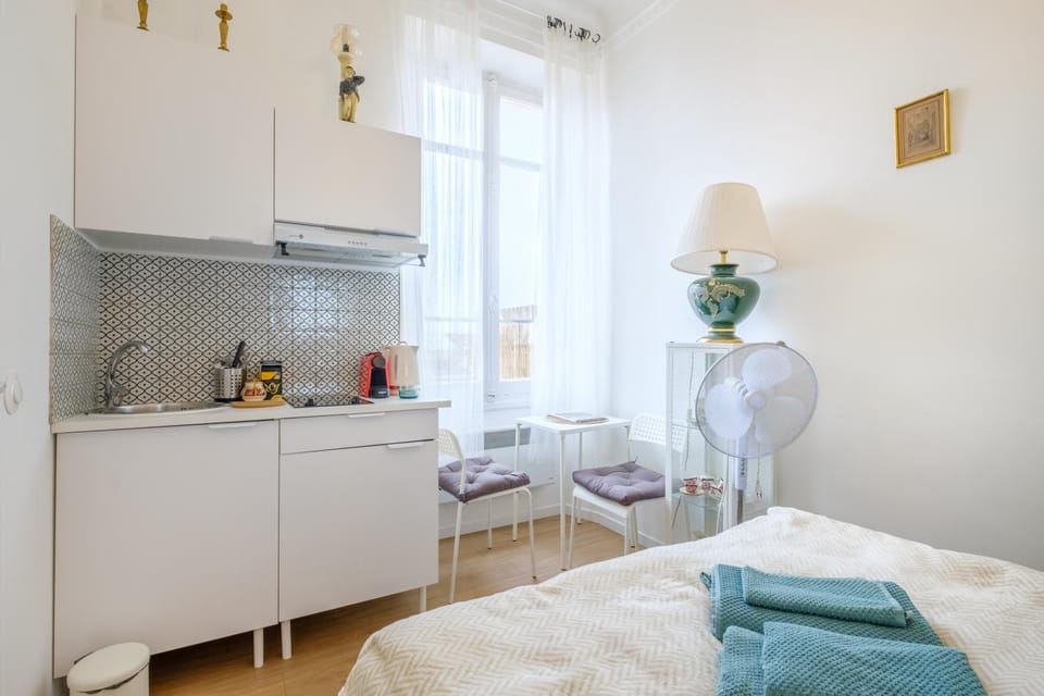 Living room, Bedroom