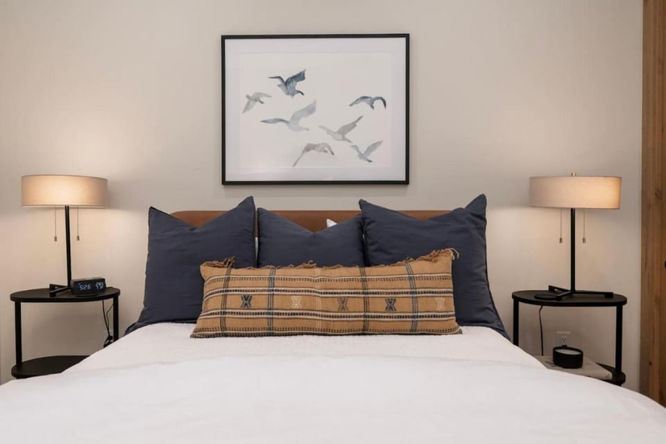 Downtown Fraser with Hot Tub House in Fraser