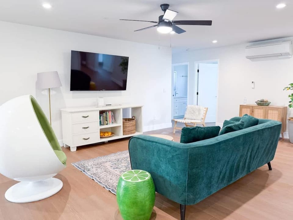 Lime Light La Mesa New 4BR 3BA Group Friendly House in La Mesa