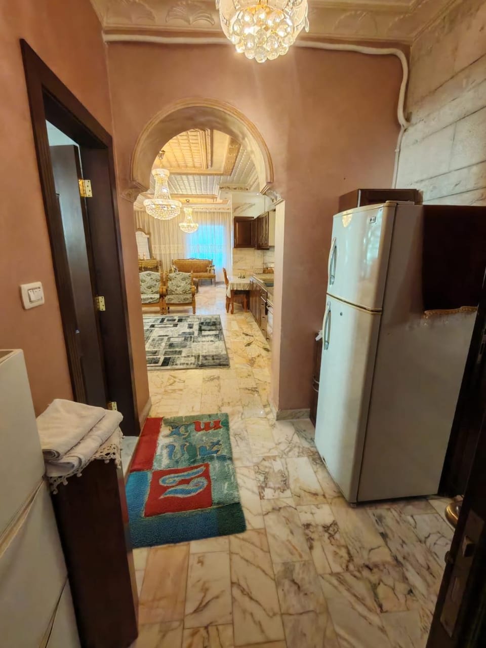 شقة مفروشة في البنيات - بالقرب من جامعة البتراء Apartment in Africa