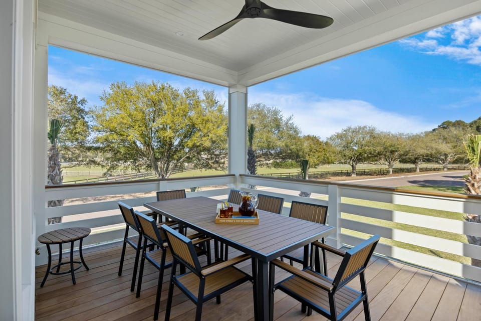 SI2211: 2211 Seabrook Island Road House in Seabrook Island
