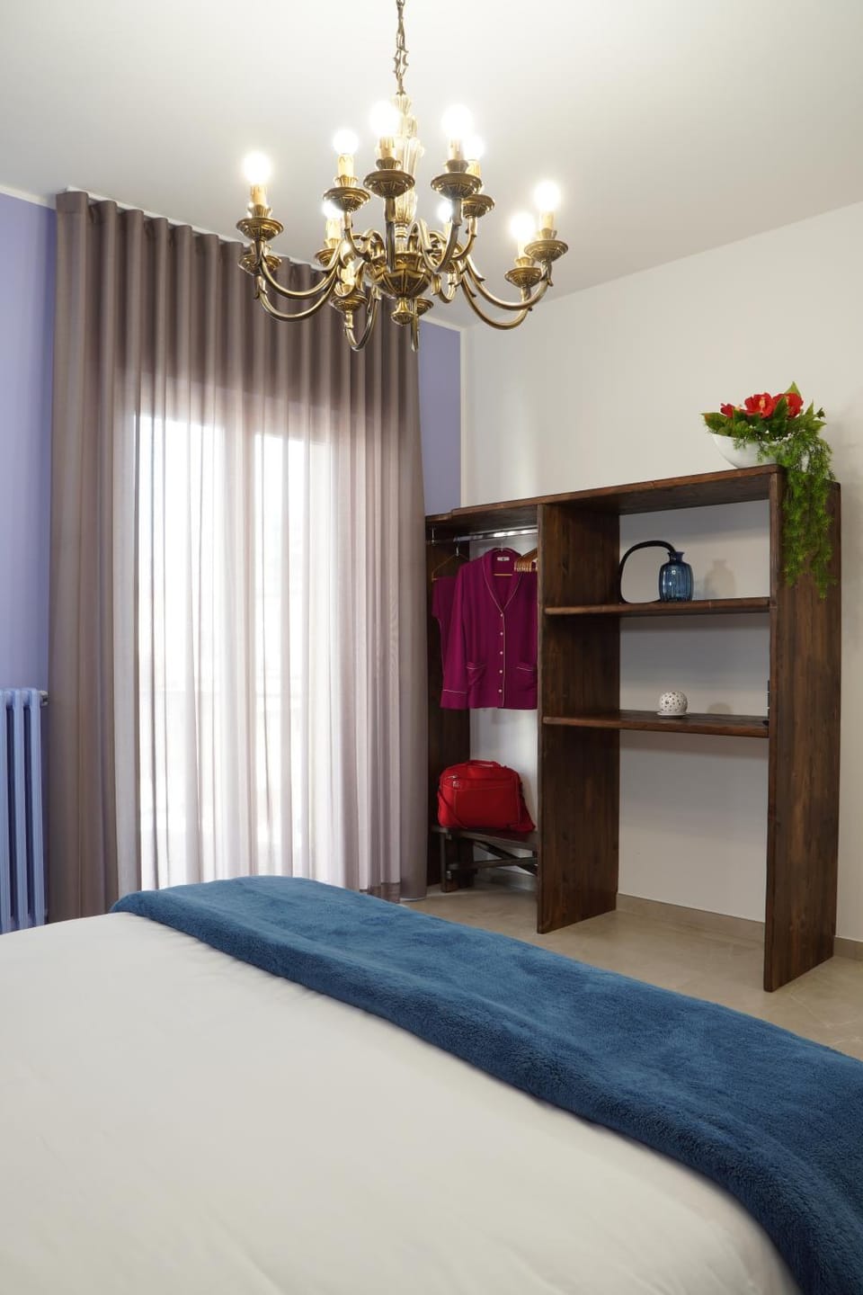 Bed, Photo of the whole room, wardrobe