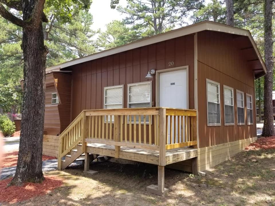 Southern Comfort Inn and Resort House in Greers Ferry Lake