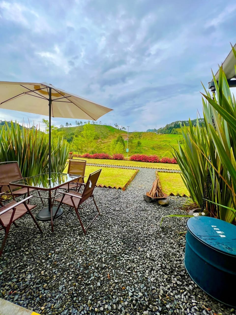 Spring, Day, Natural landscape, Garden, Garden view