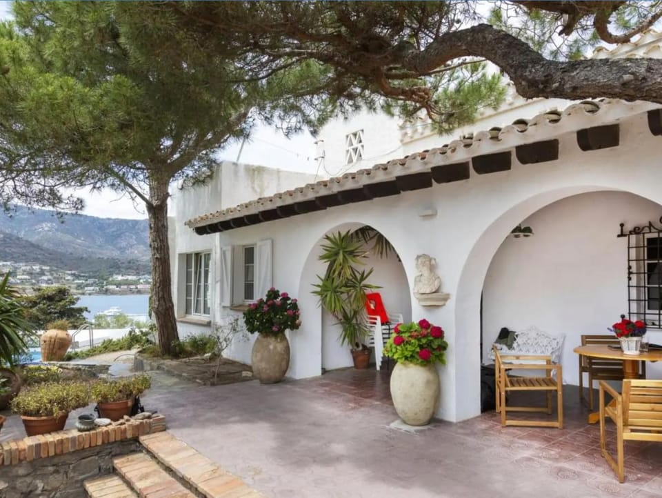 Property building, Patio, Garden, View (from property/room), Balcony/Terrace, Garden view