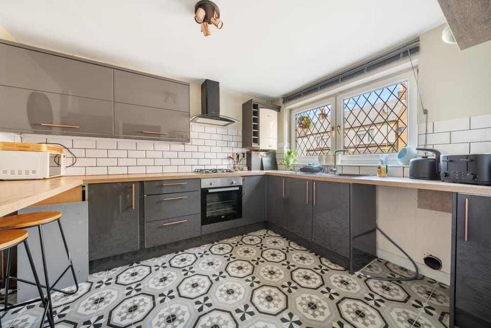 Kitchen or kitchenette, stove