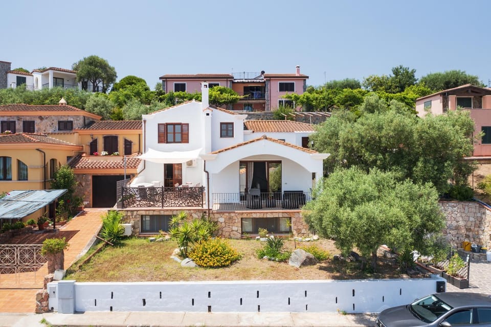 Alisei Villa vista mare Villa in Sardinia
