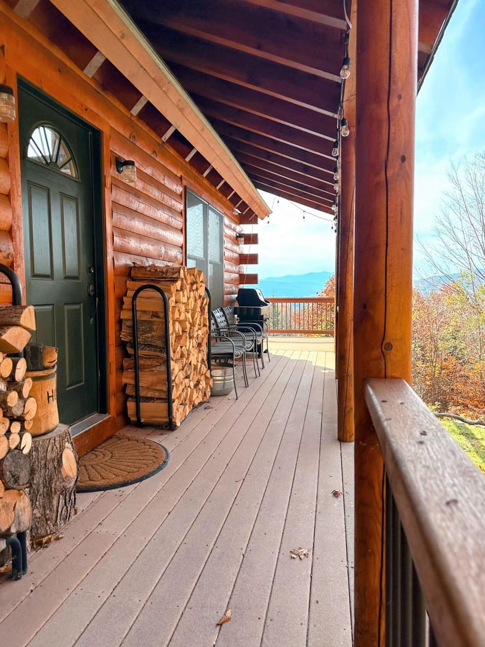 9N Mountainside Cabin in Franconia Heights with Stunning Views! Cabin in Sugar Hill