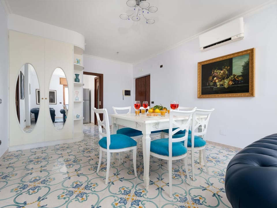 Living room, Decorative detail, Dining area, furniture, internet, wardrobe, air conditioner