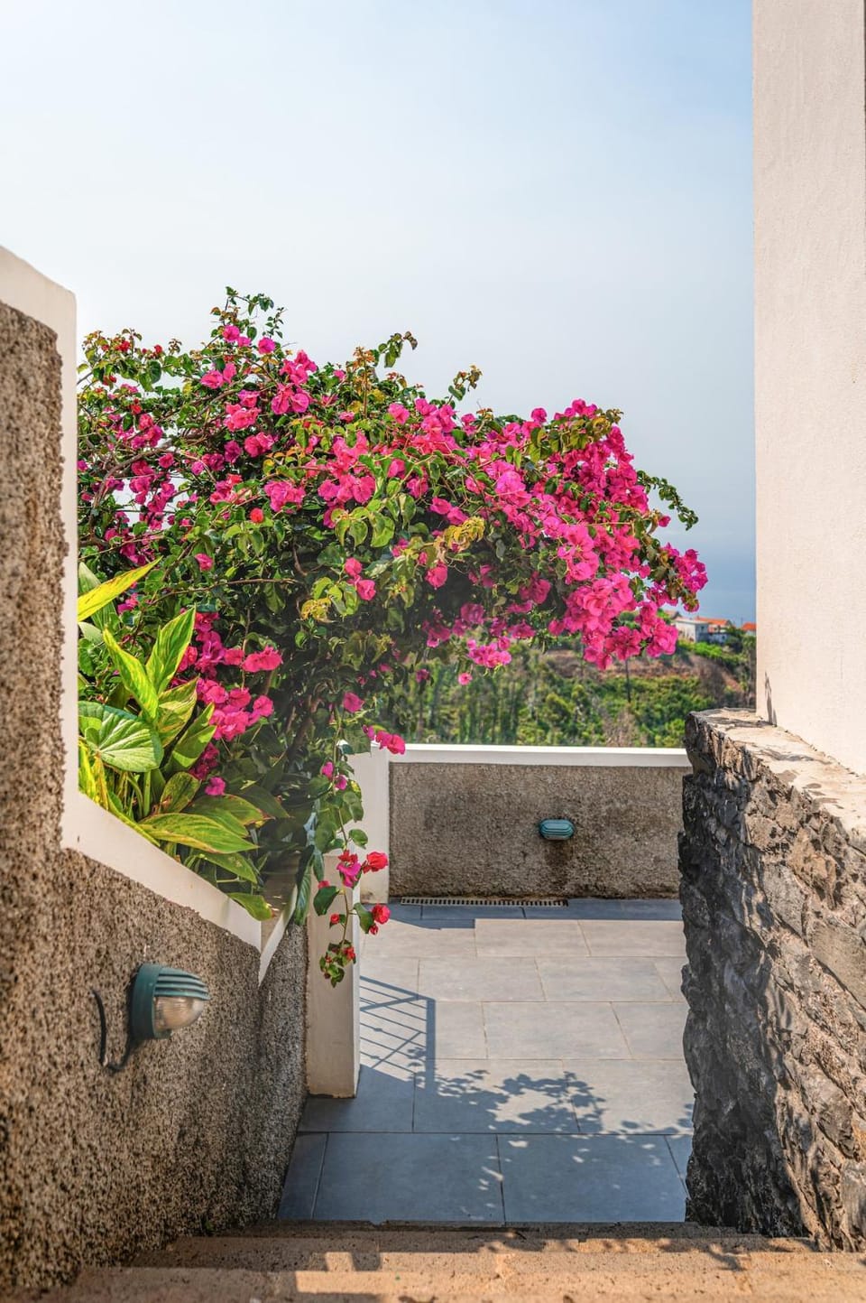 NEW! Nature Paradise with Ocean View & Hot Tubs Villa in Madeira District