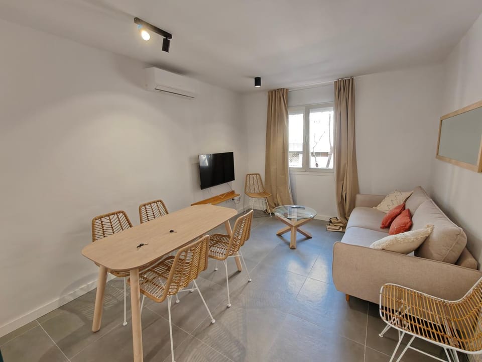 Charming apartment Poblenou beach Apartment in Barcelona