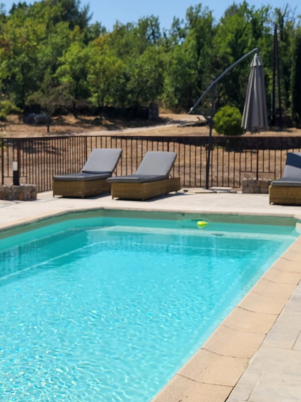 Swimming pool, sunbed