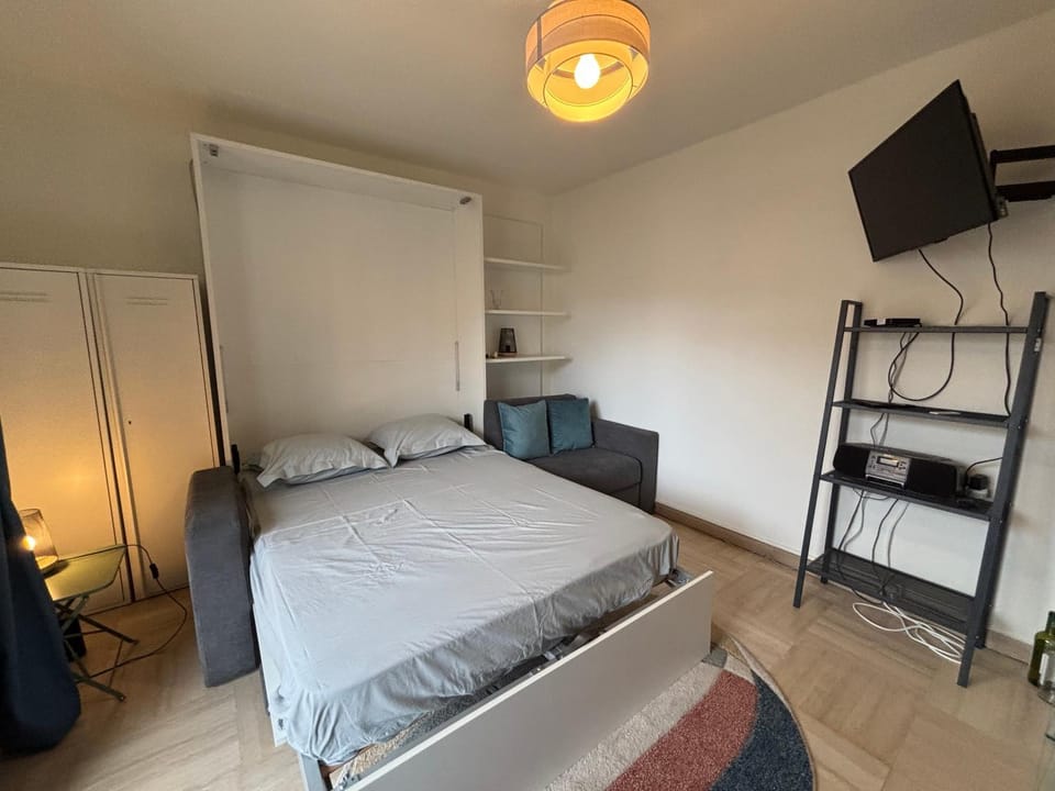 Cozy Apt with balcony - Garibaldi Port Apartment in Nice