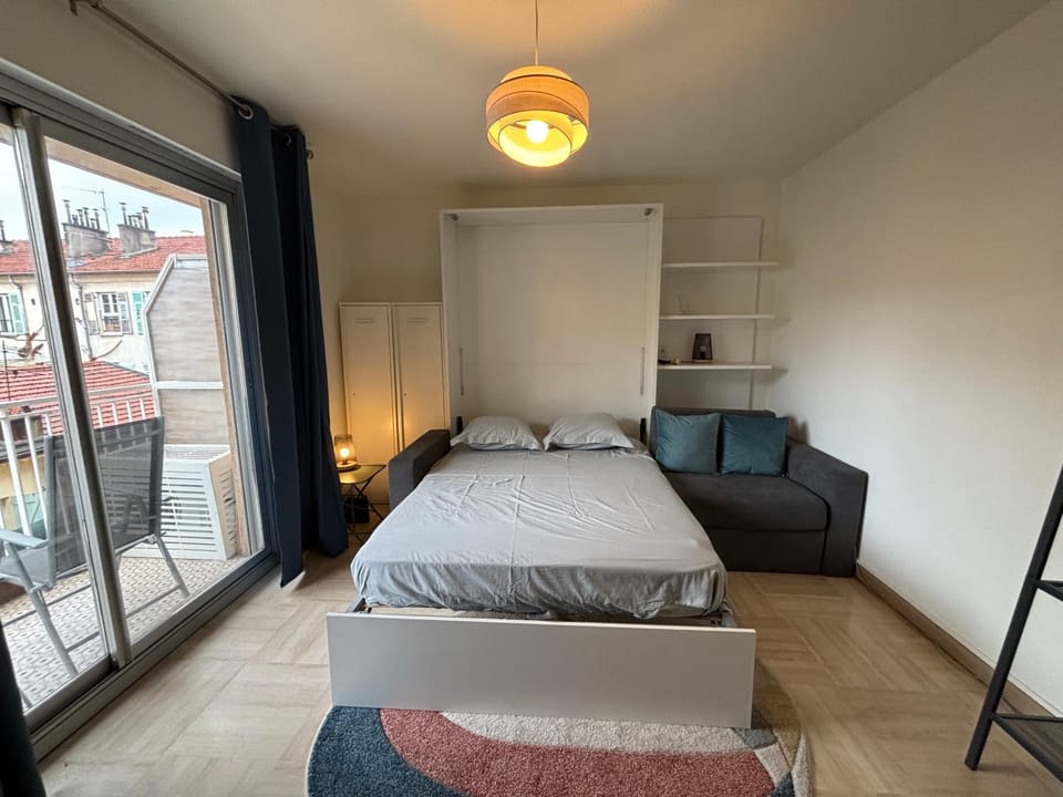 Cozy Apt with balcony - Garibaldi Port Apartment in Nice