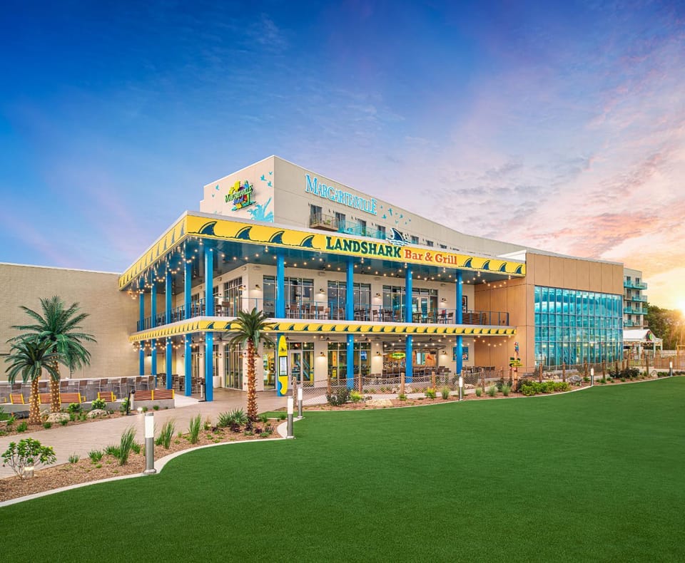 Property building, Restaurant/places to eat, Breakfast
