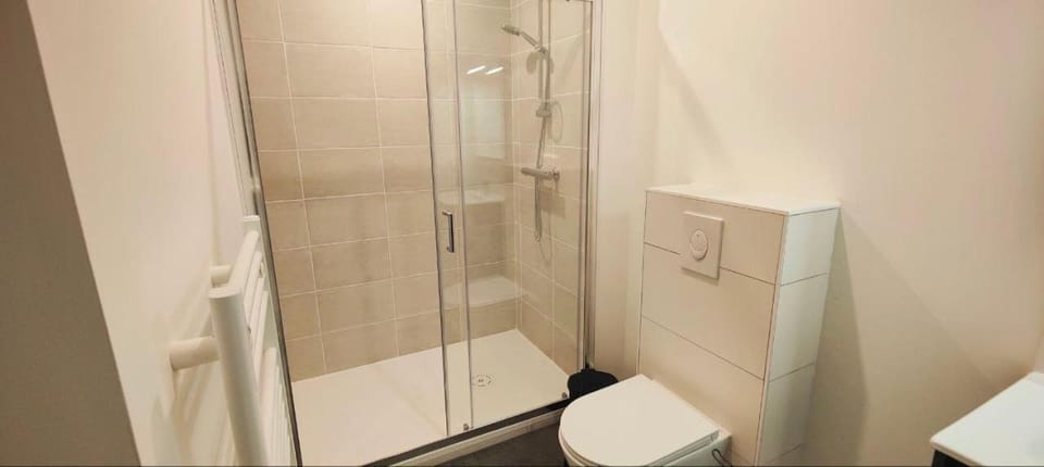 2 en 1, 10 pers, parking, Wifi Apartment in Clermont-Ferrand