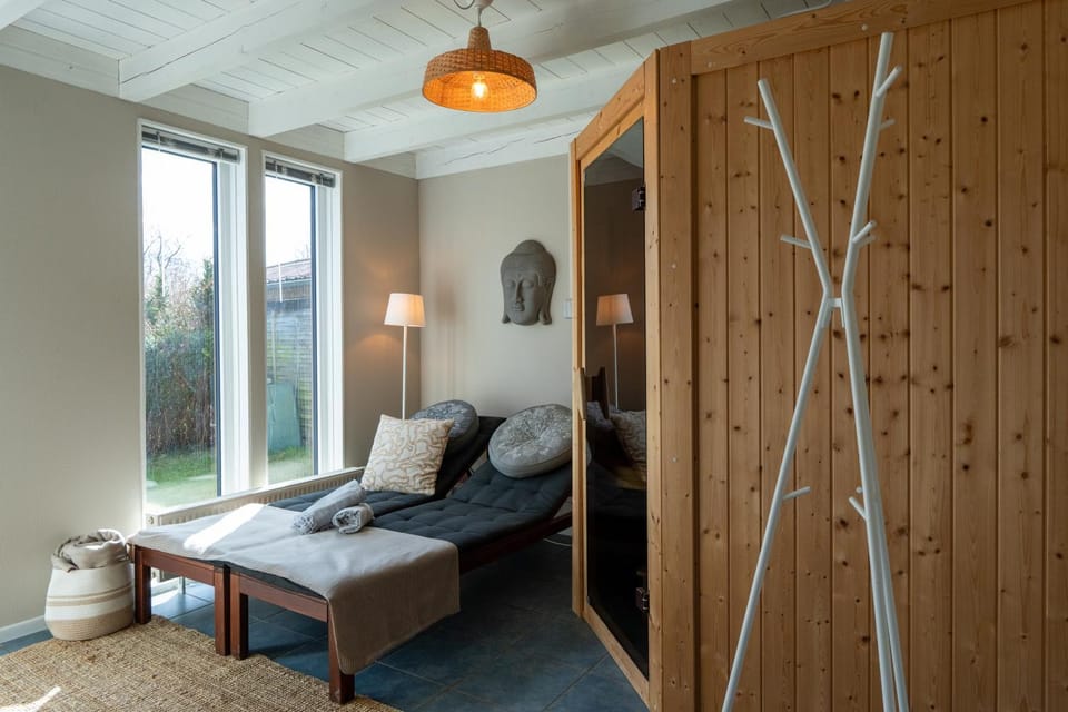 Sauna, Spa and wellness centre/facilities, towels