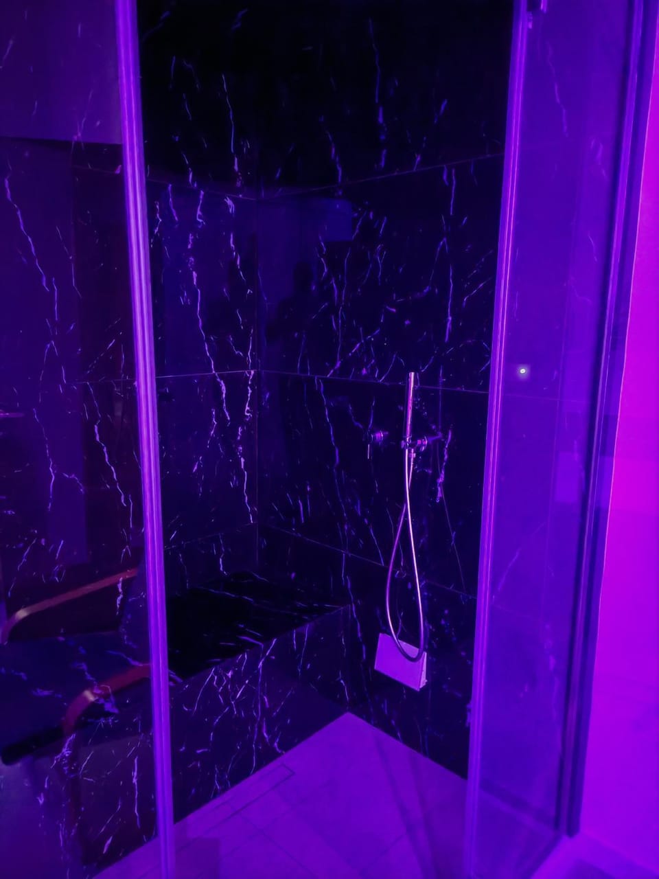 Isensi Luxury Suite Trani Apartment in Trani